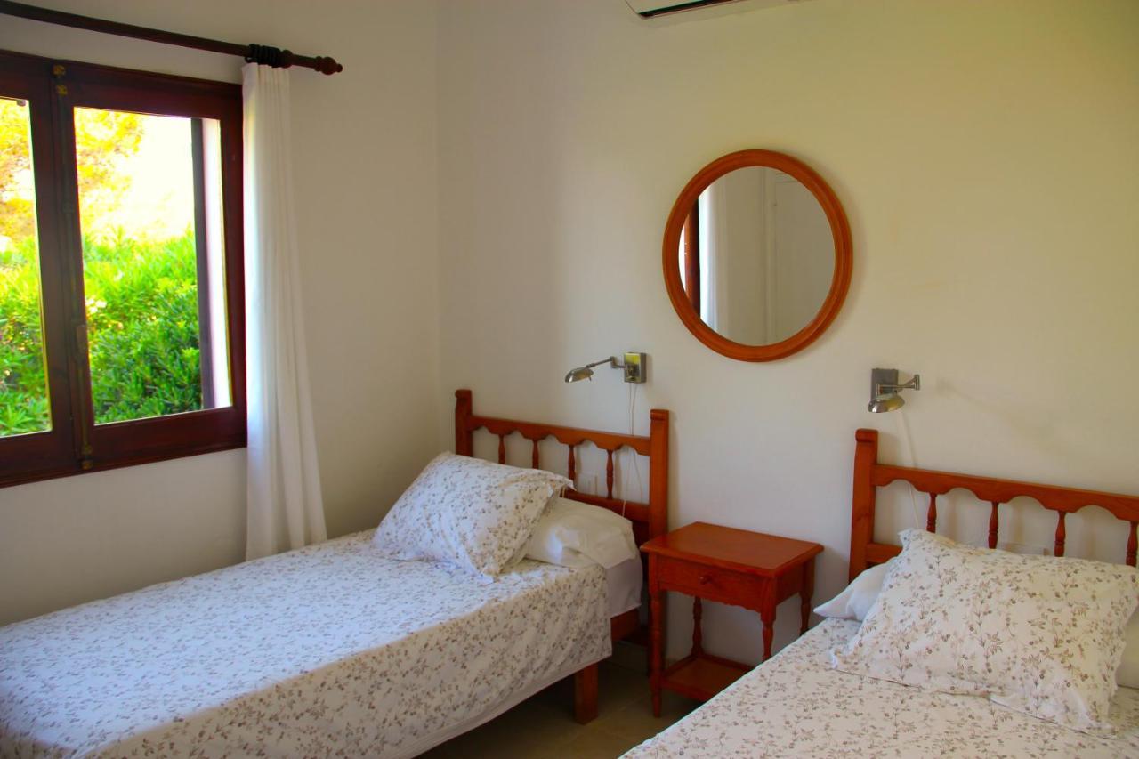 Villa Celia Son Bou Exterior photo